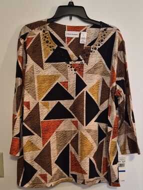 NWT Alfred Dunner Multi-Color Geometric Top Embellished Neckline Sz XL